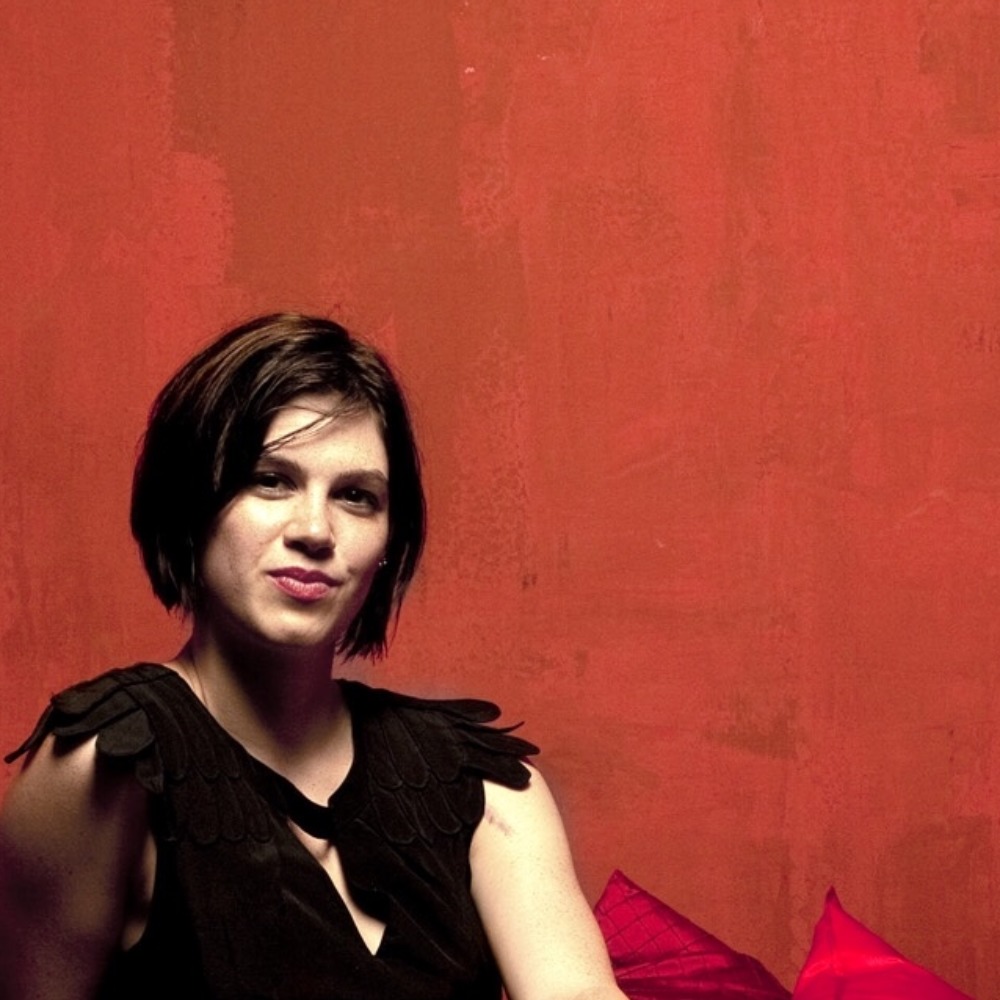 Meet your Posher, Julia